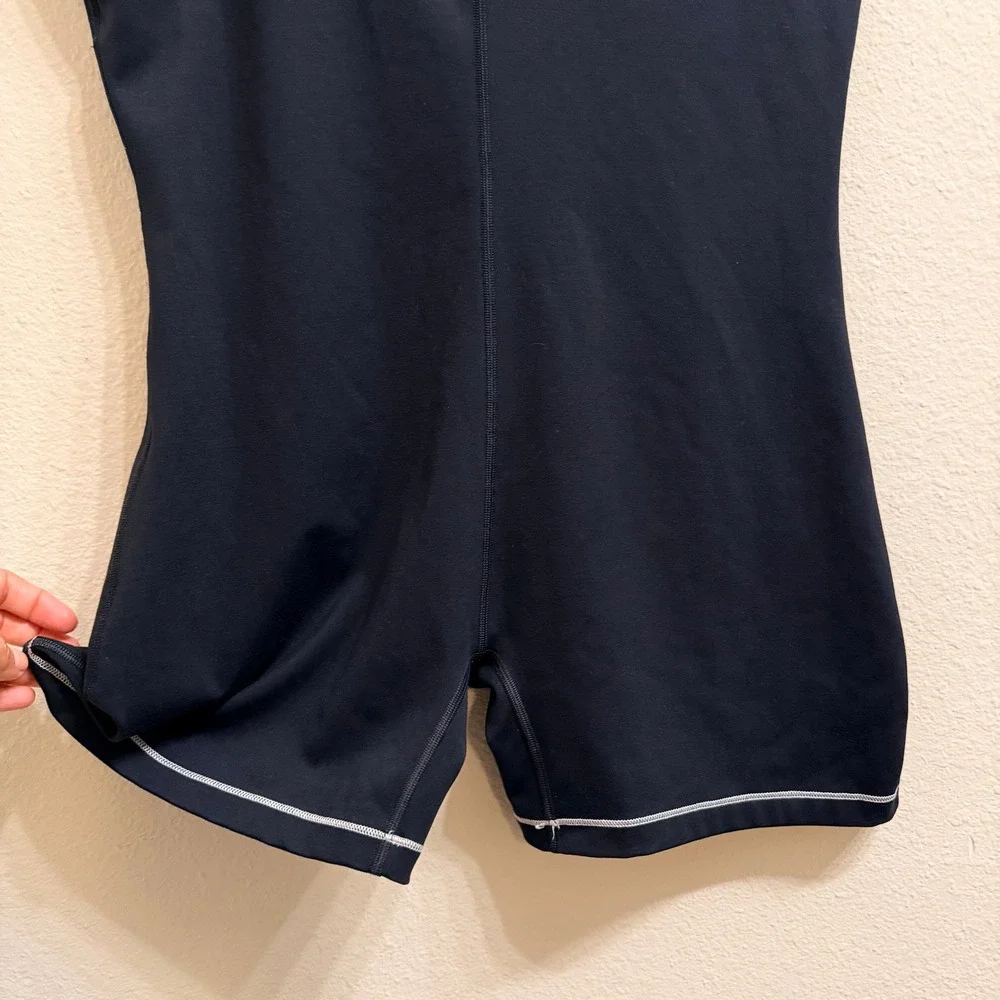 Nike One Dri-FIT Short Bodysuit Black Contrast Stitch Athletic Romper XL Sporty